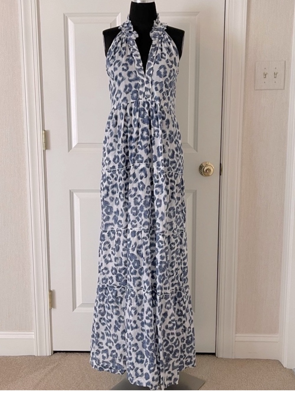 Lola Australia sapphire blue leopard maxi halter v neck dress size small
